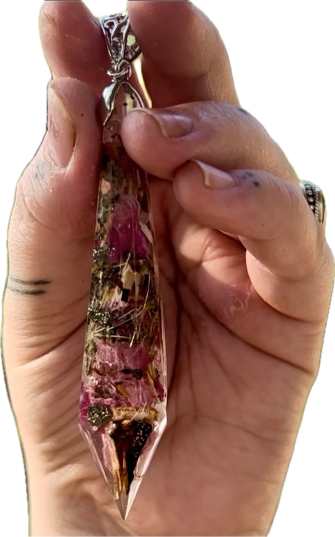 The Curse-breaker, Return to Sender/Protection Spell Pendant