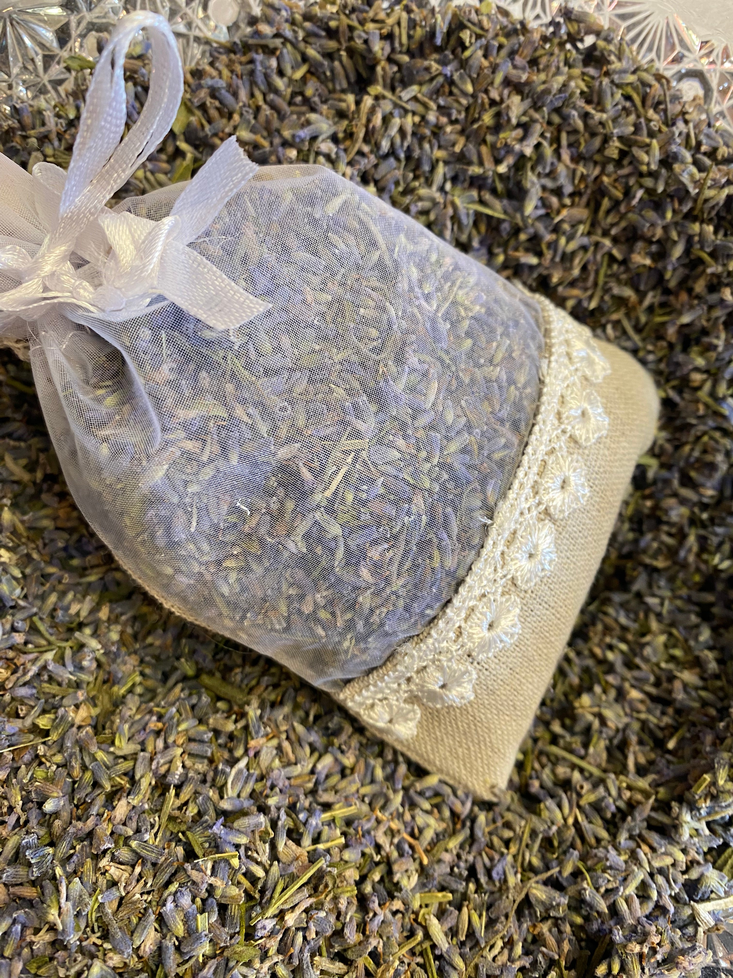 Dried Herbs and Teas – Apothecary Suil crow