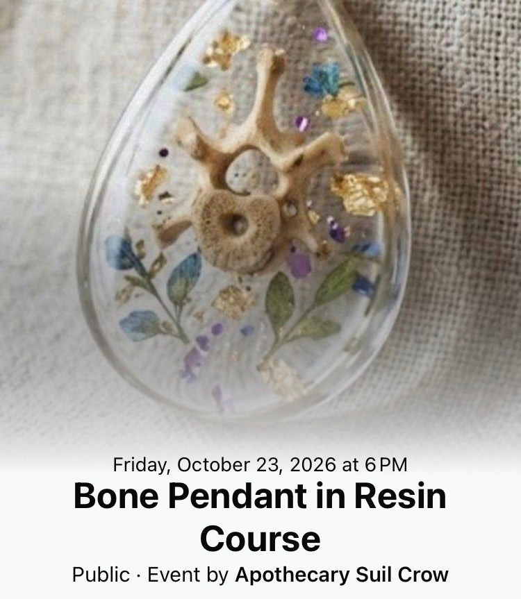 Bone Pendant in Resin Course