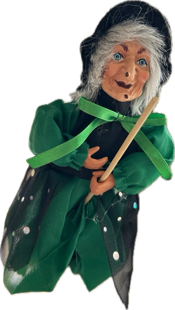 Bellona Kitchen Witch Green